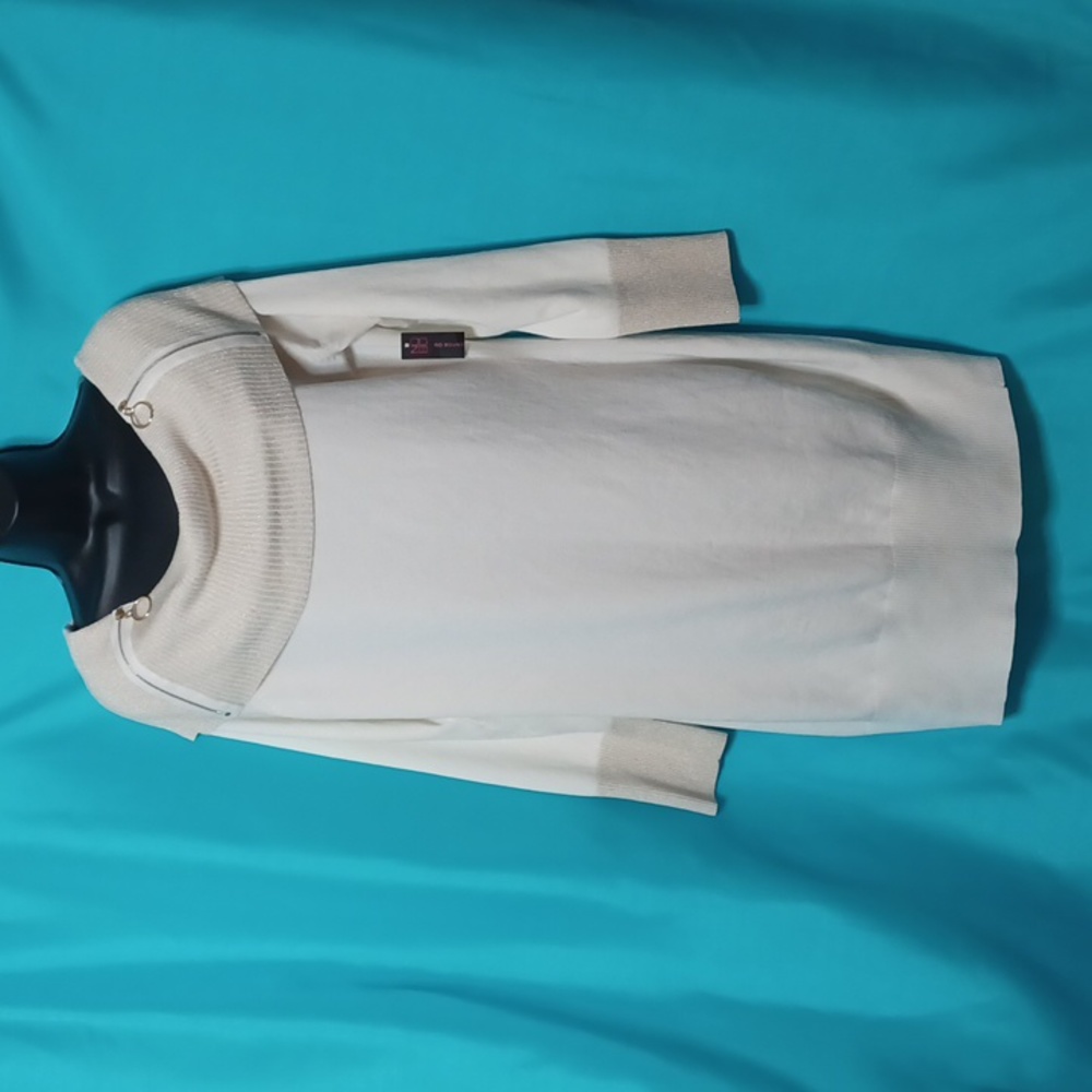 NO BOUNDARIES Junior Marilyn W Zipper Ivory Sweater. Size XXL/2XG(19)